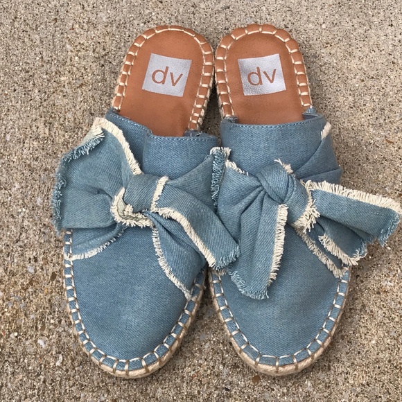DV Dolce Vita Desirae Denim Bow Slip Ons - Size 7 - Picture 4 of 8